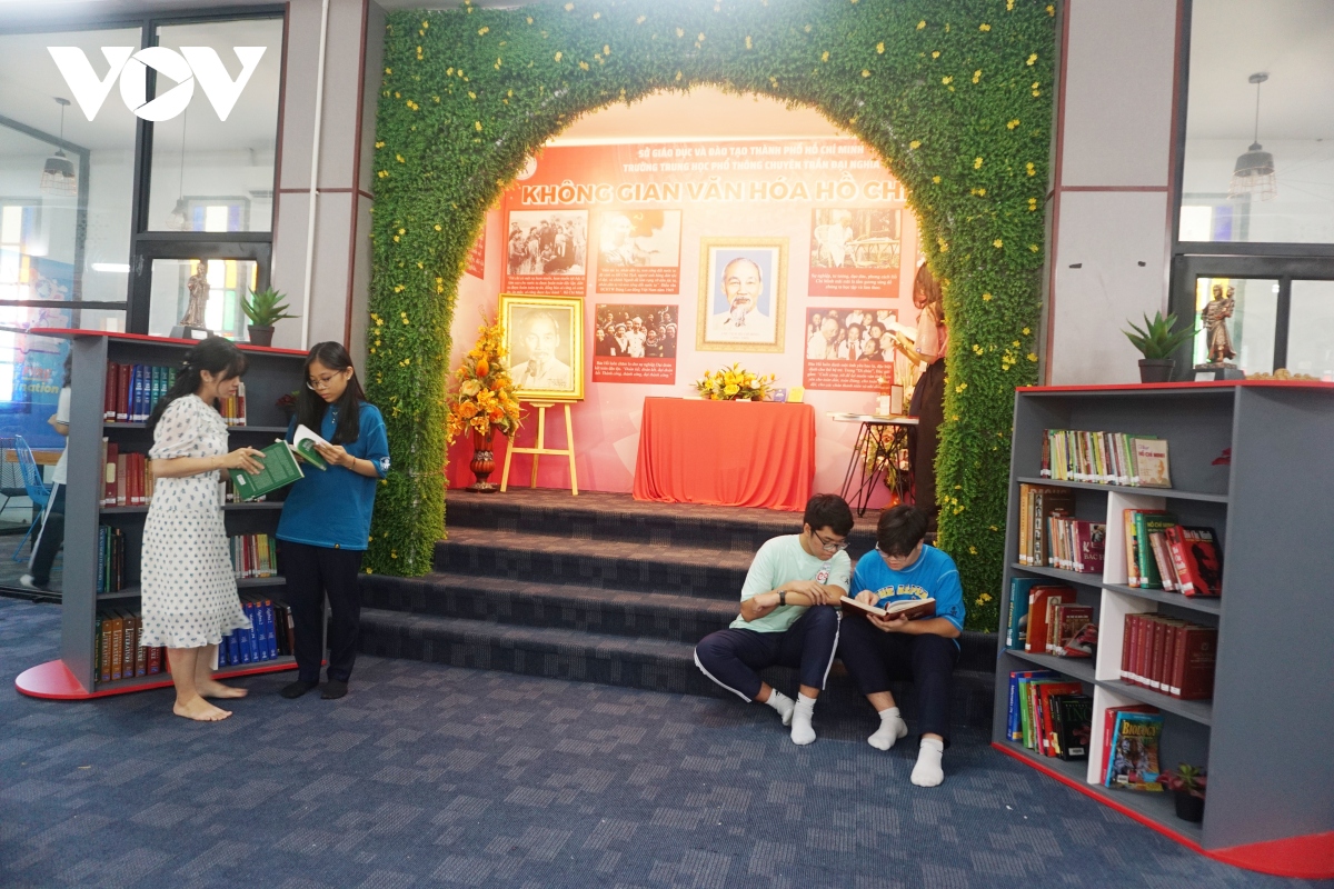 Mô hình không gian văn hoá Hồ Chí Minh trong trường học tại TP.HCM