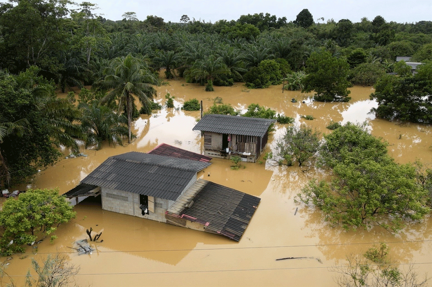 nhieu khu vuc o thai lan phai so tan dan khan cap do mua lu hinh anh 1