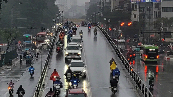 mua tam ta tu sang som, nguoi ha noi chat vat vuot un tac den cong so hinh anh 4