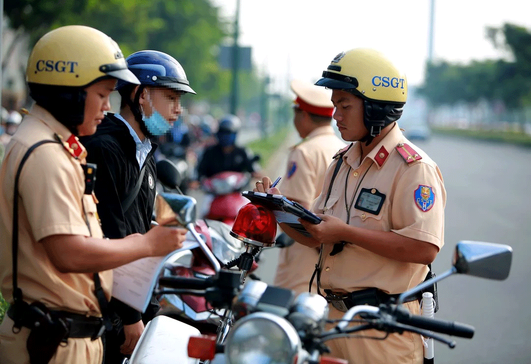 co nen truy duoi de ngan chan vi pham giao thong hinh anh 3