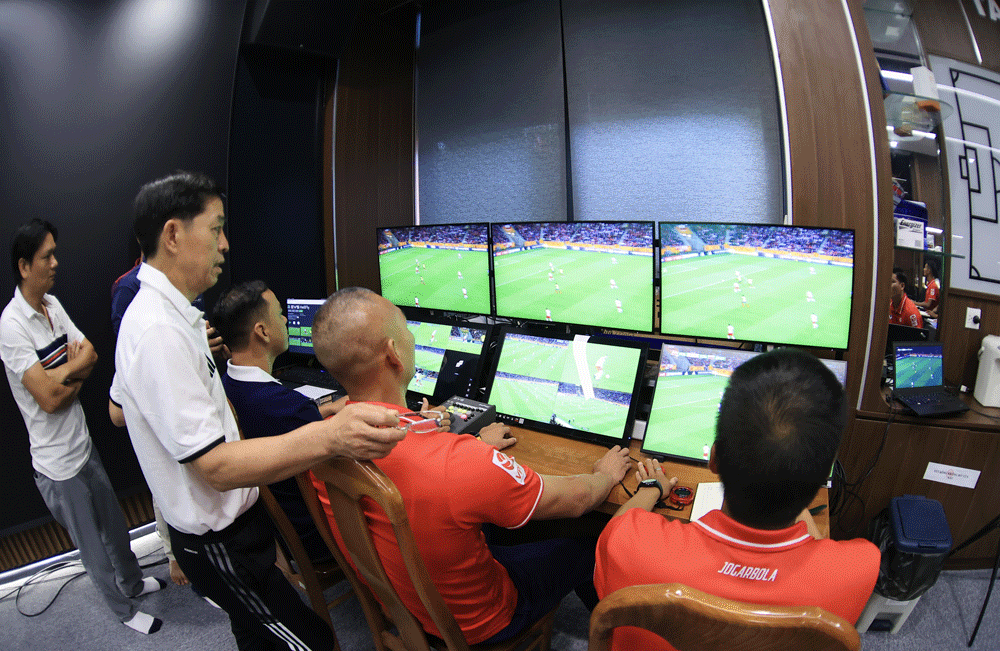 vff dao tao them trong tai var, huong toi nang cao chat luong v-league hinh anh 1