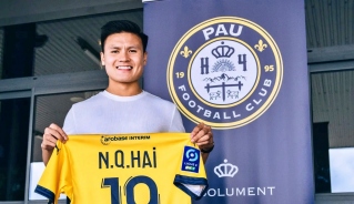 Quang Hải khoác áo số 19 ở Pau FC (Ảnh: Pau FC).