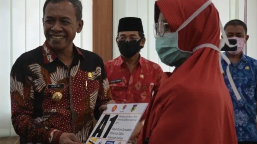 Bàn giao 75 ngôi nhà trong “làng ASEAN” cho nạn nhân thảm hoạ Palu