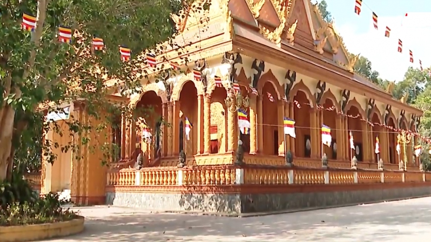 Chăm lo tết Chol Chnam Thmay cho đồng bào dân tộc Khmer tại Kiên Giang
