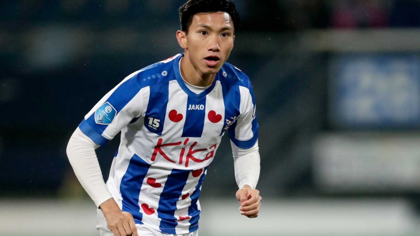 Đoàn Văn Hậu vẫn sáng cửa ở lại SC Heerenveen