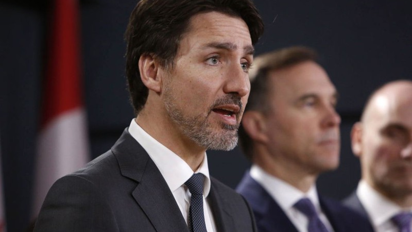 Canada tuyên bố chưa mở cửa nền kinh tế tới khi có đủ thiết bị bảo hộ cá nhân
