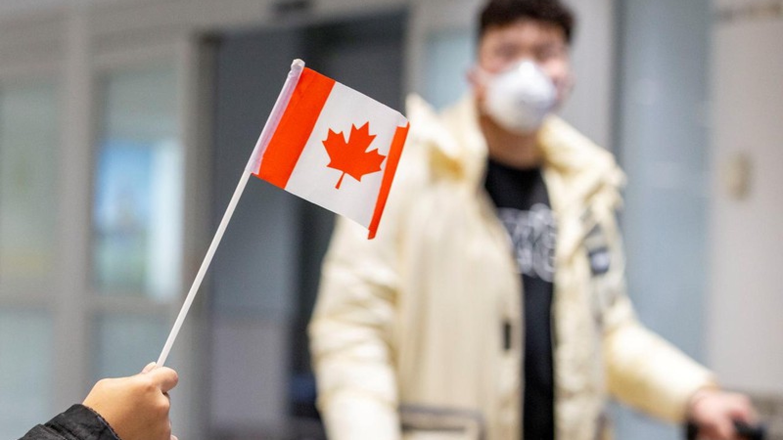 Canada yêu cầu toàn bộ hành khách đi máy bay phải sử dụng khẩu trang