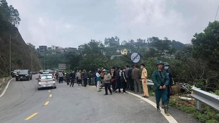 Four die, one injured in Tam Dao tragic car accident