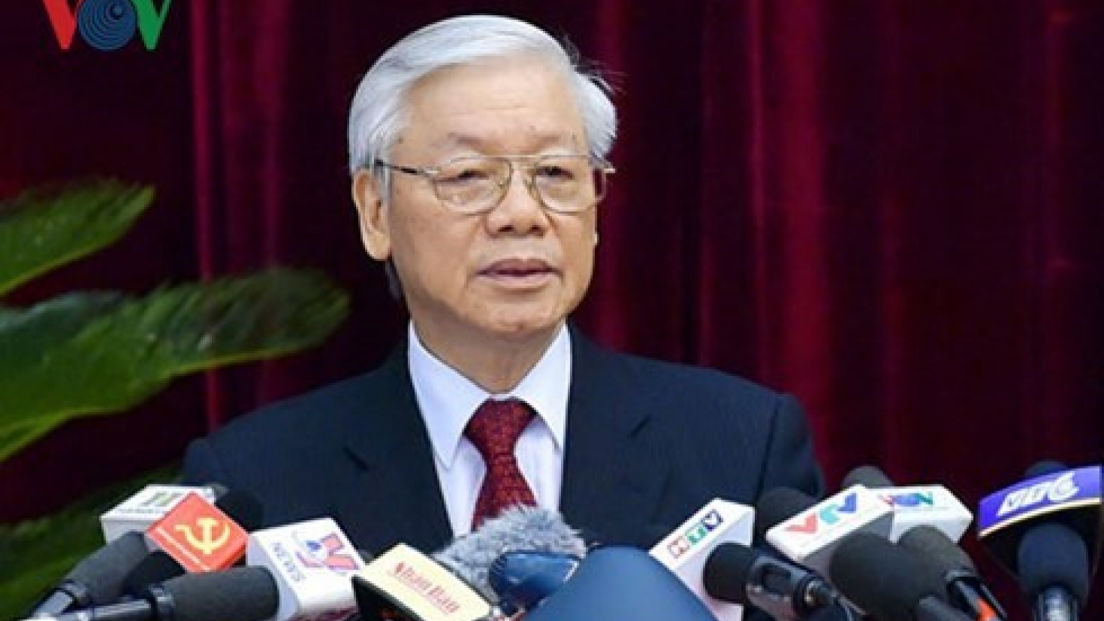 Bài viết của Tổng Bí thư, Chủ tịch nước về công tác chuẩn bị nhân sự Đại hội 