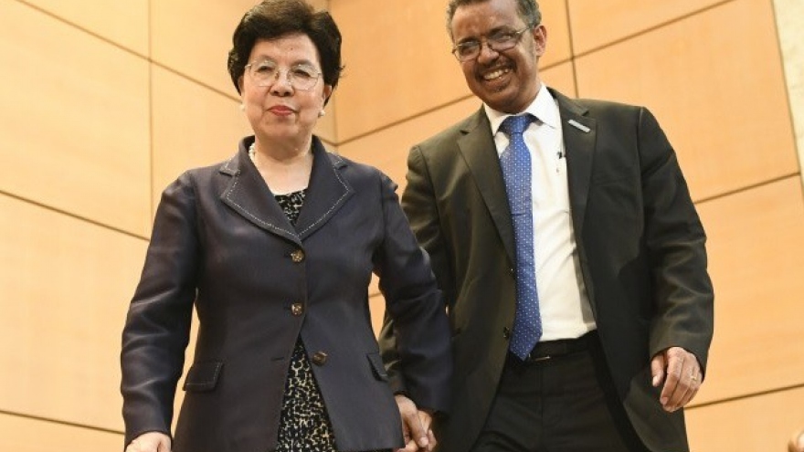 Mối quan hệ gần gũi giữa Trung Quốc và 2 Tổng giám đốc WHO