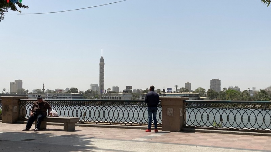 Ai Cập kéo dài giờ giới nghiêm vào ban đêm qua tháng Ramadan 