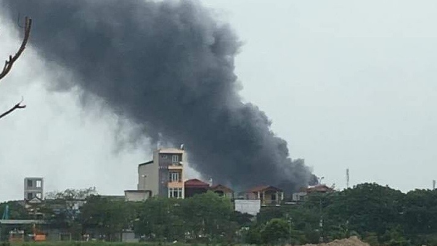 Cháy lớn tại khu công nghiệp Phú Thị (Hà Nội) khiến 3 người tử vong 