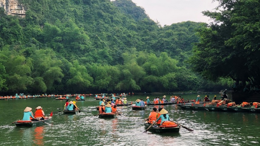 Triển khai chương trình Du lịch Việt Nam an toàn để thu hút du khách Thể hiện