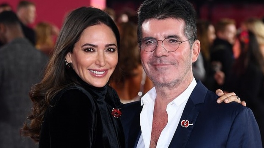 “Ông trùm chân dài” Simon Cowell bị nghi ngoại tình với ca sĩ Mel B