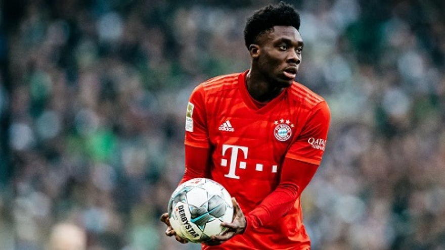 Alphonso Davies: Từ cậu bé tị nạn đến sao trẻ của Bayern Munich