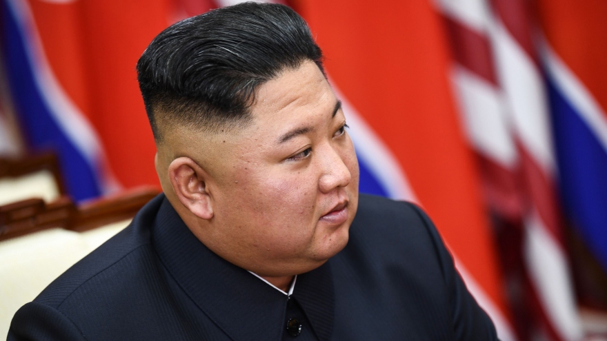 Ông Kim Jong-un chúc mừng ông Tập Cận Bình vì chặn được Covid-19
