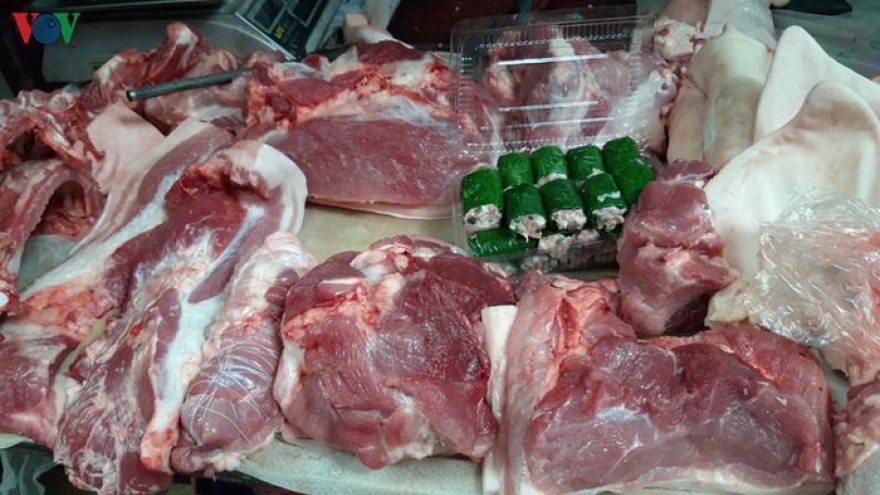 Bình ổn giá thịt lợn: Cần rút ngắn khâu trung gian trong chuỗi cung ứng