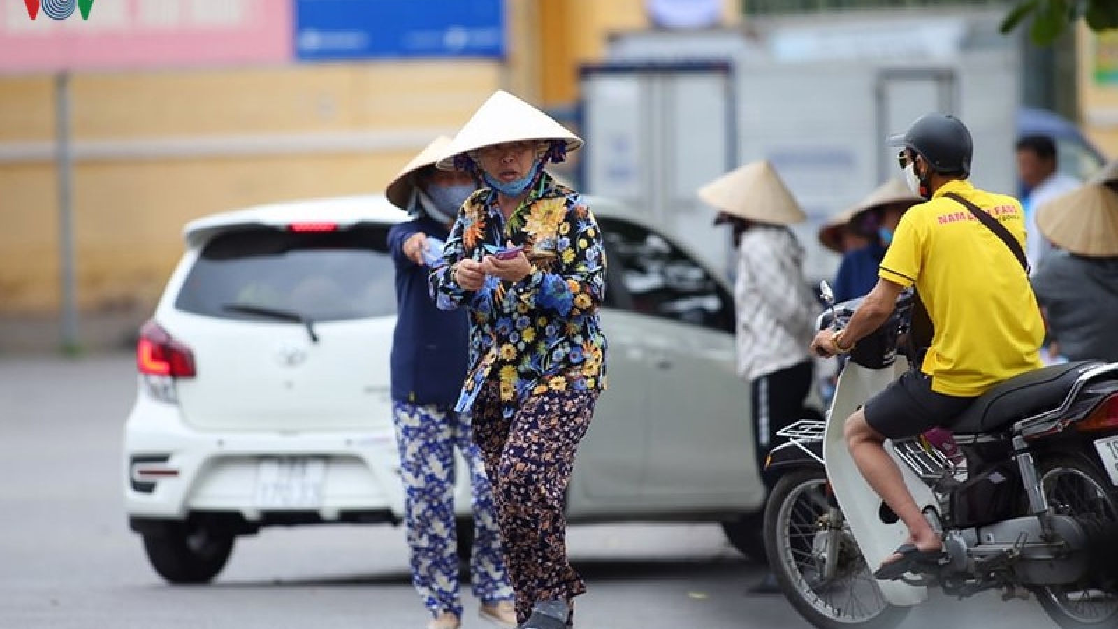 Giá vé "chợ đen” xem trận Nam Định - HAGL tăng nhẹ