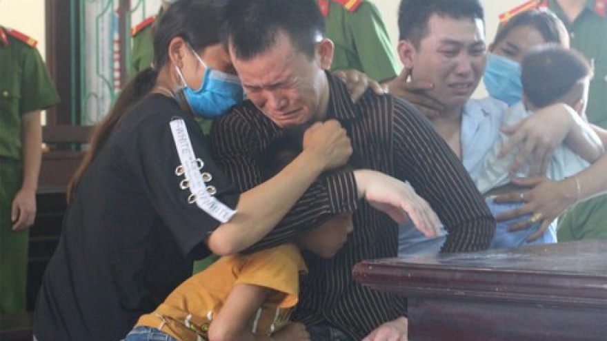 Two drug traffickers sentenced to death in Ha Tinh 