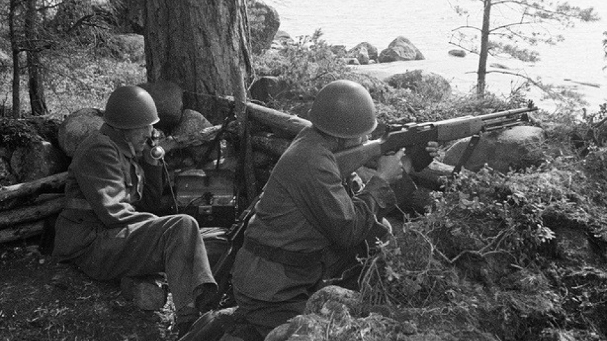 Quân Thụy Điển giúp Đức đánh Liên Xô trong Thế chiến 2 như thế nào?