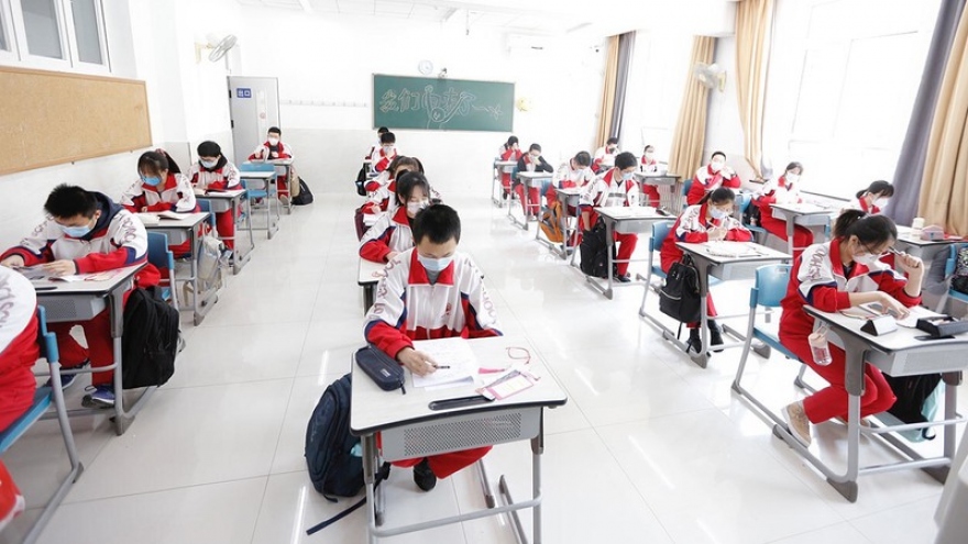Hơn 500 trường PTTH ở Hồ Bắc (Trung Quốc) mở cửa trở lại