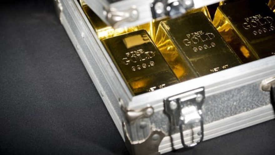 Giá vàng tiếp tục xu hướng tăng đến mục tiêu 1.900 USD/oz