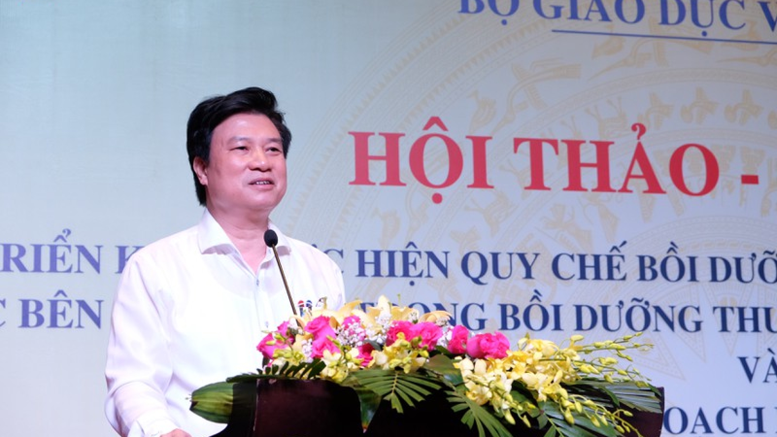 100% giáo viên dạy lớp 1 phải được bồi dưỡng trước 30/7