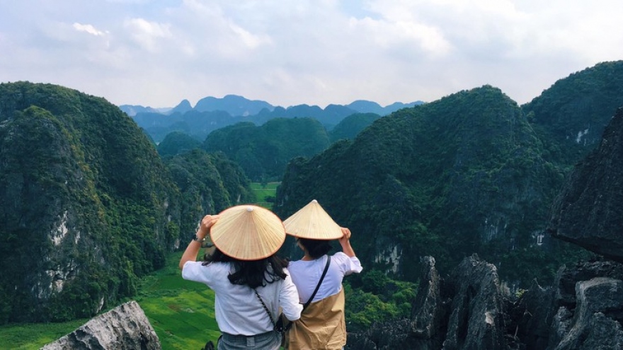 Hang Múa - Ninh Bình: Điểm check-in hút giới trẻ trong và ngoài nước