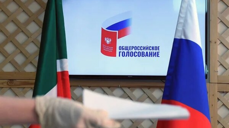 Ông Putin để ngỏ khả năng tiếp tục tranh cử Tổng thống