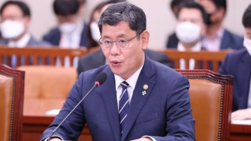 Bộ trưởng Bộ Thống nhất Hàn Quốc từ chức