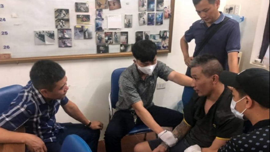 Công an nổ súng để bắt đối tượng bỏ chạy khỏi phiên tòa