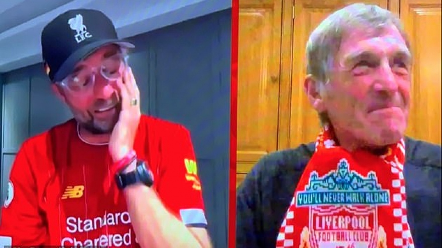 HLV Klopp bật khóc khi Liverpool vô địch Premier League 2019/2020