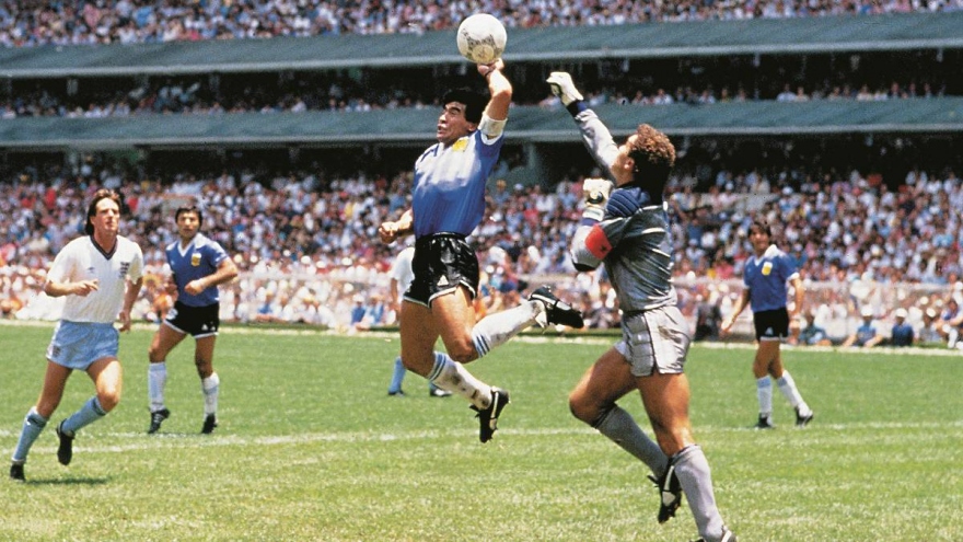 Ngày này năm xưa: Maradona tạo nên “Bàn tay của Chúa”