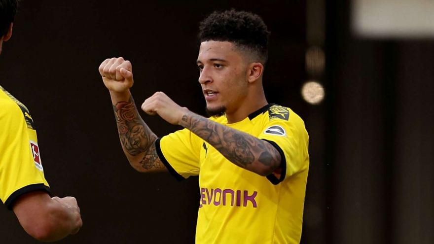 Liverpool đánh bại MU vụ mua Jadon Sancho?