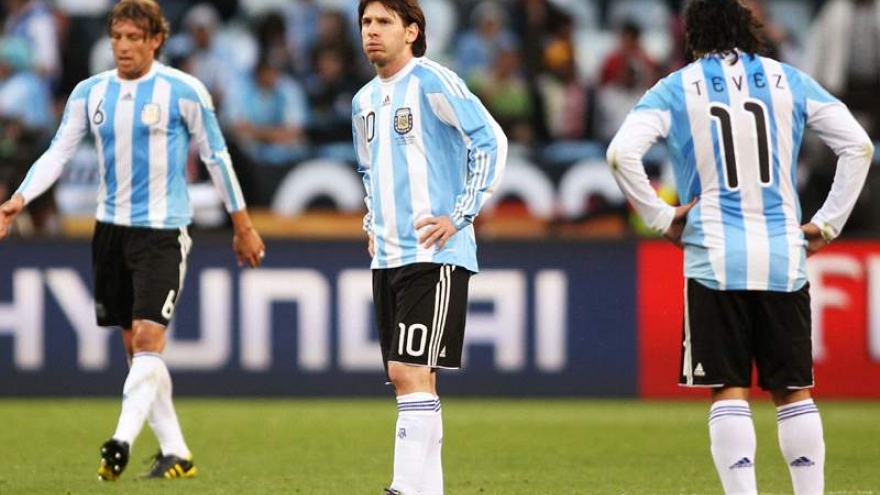 Ngày này năm xưa: Argentina “của Maradona” thảm bại trước người Đức