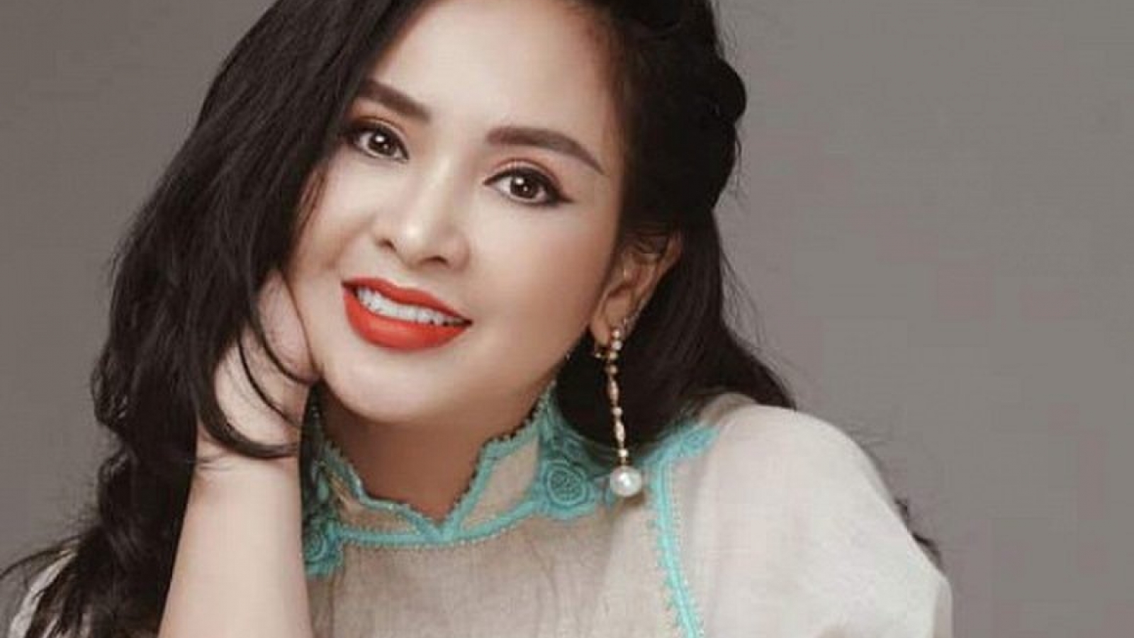 Thanh Lam lần đầu kết hợp với “chàng thơ” Lân Nhã trong Music Home