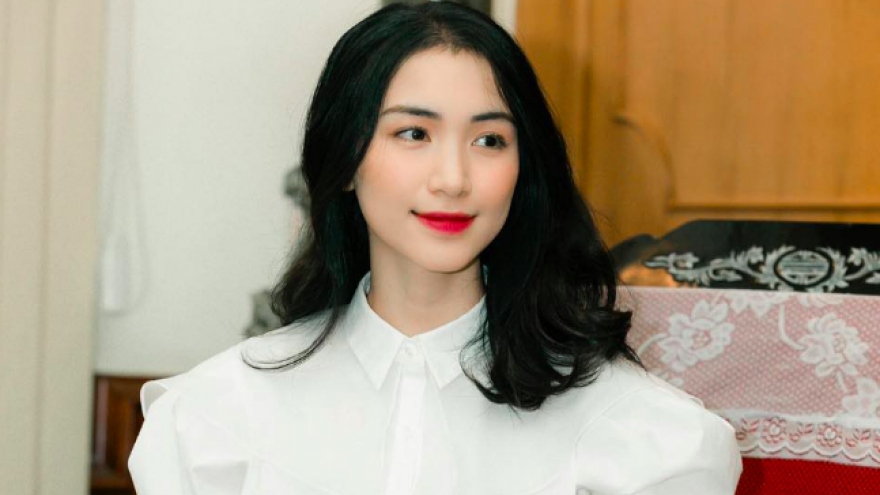 Hòa Minzy thừa nhận bất cẩn, xin lỗi vì đăng tin giả về dịch Covid-19