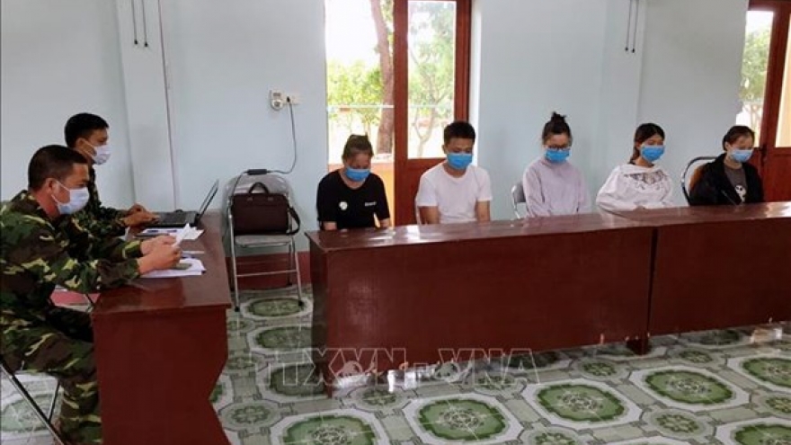 Deputy PM directs resolutely preventing illegal entry into Vietnam