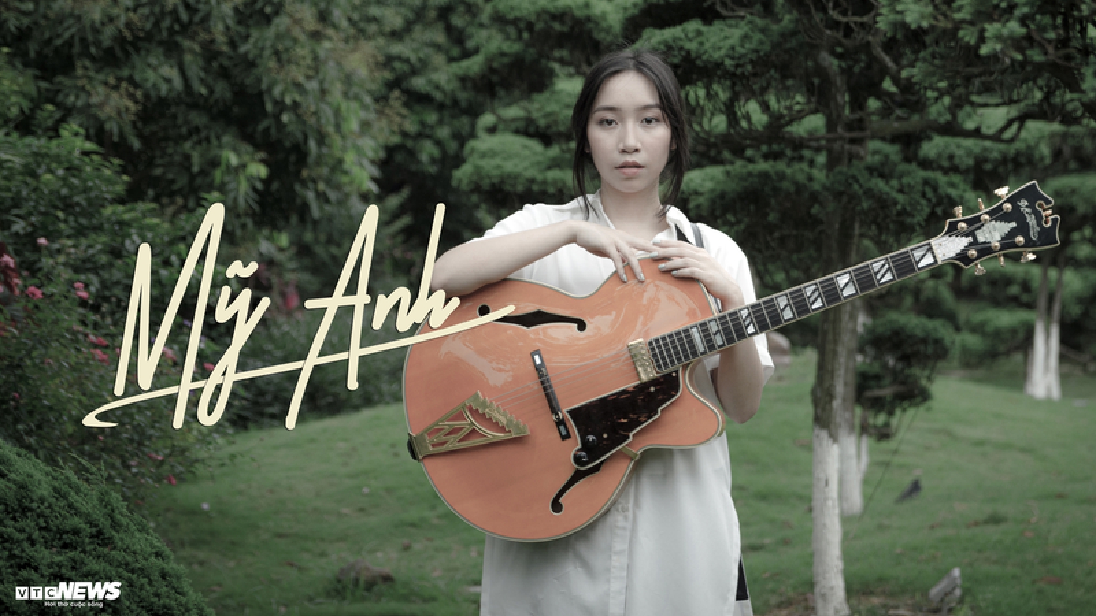 'Khi hát ở quán ăn, tôi không phải là con gái Mỹ Linh - Anh Quân'