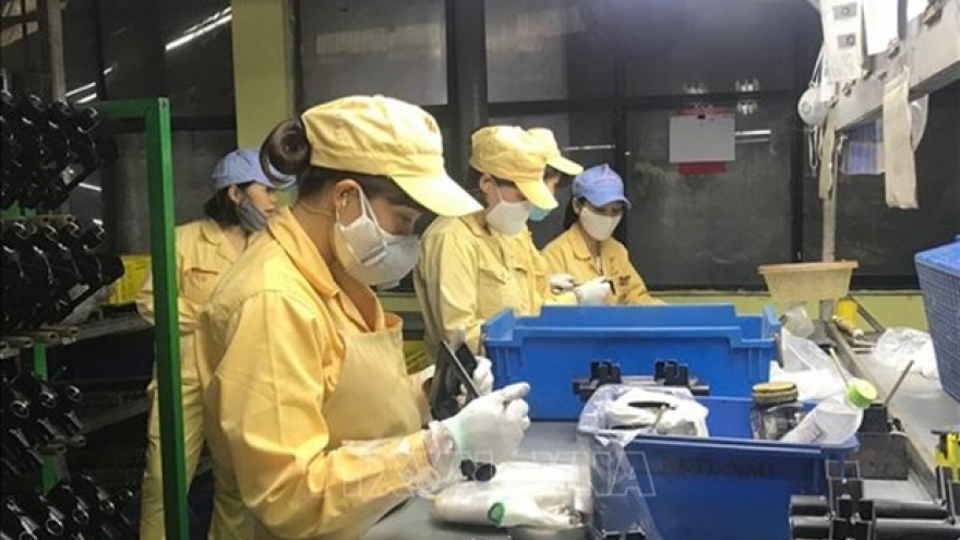 HCM City supports firms hard-hit by COVID-19