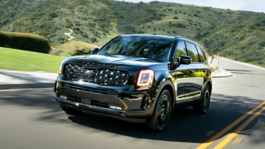 Kia Telluride 2021 huyển bí hơn khi trang bị gói Nightfall Edition