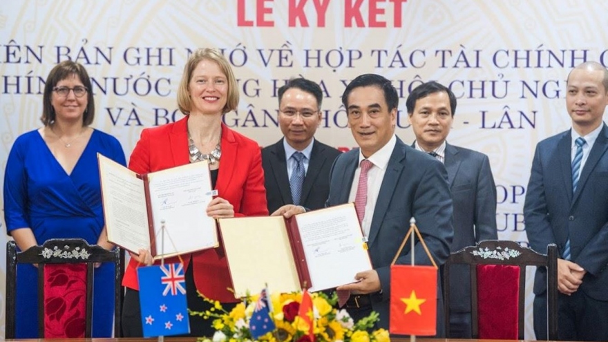 Vietnam, New Zealand boost financial co-operation ties