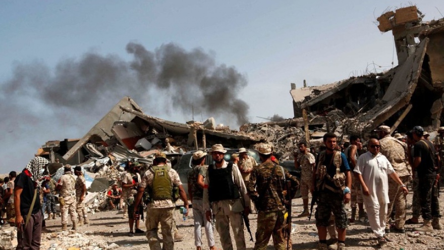 Nước ngoài “rục rịch” can thiệp quân sự, người dân Libya nói gì?