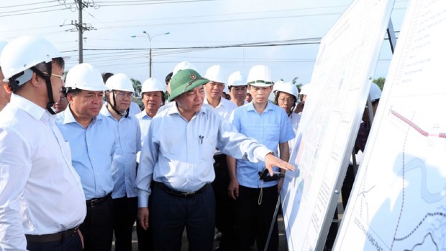 PM demands faster disbursement of public funds for Long Thanh Airport