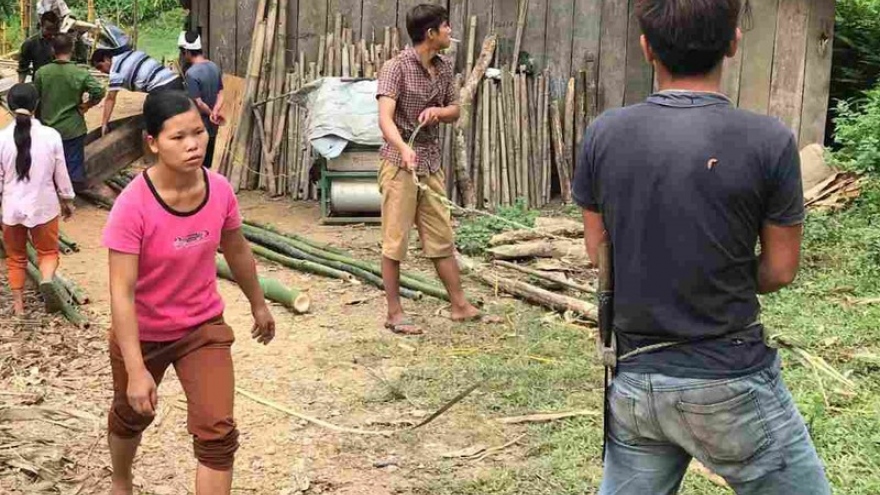 Chồng sát hại vợ rồi trốn lên rừng tự sát