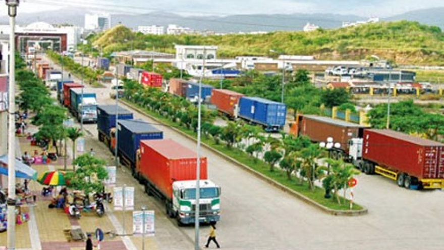 Business licences to be required for internal transport
