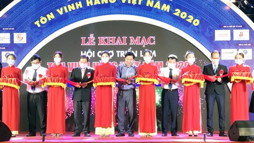 Trade fair honours Vietnamese goods
