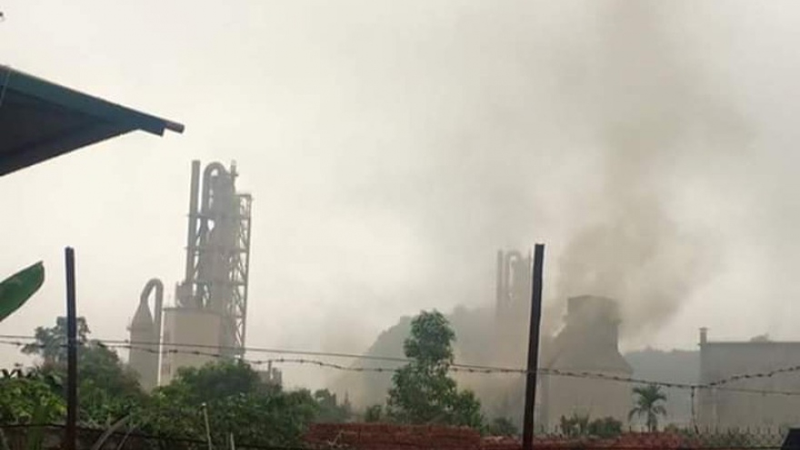 Người dân Quảng Ninh bức xúc vì khói bụi của Nhà máy xi măng Lam Thạch II