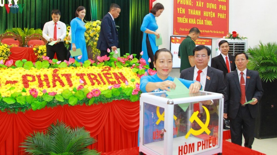 Bà Lương Thị Như Hoa tái đắc cử Bí thư Huyện ủy Phù Yên, Sơn La