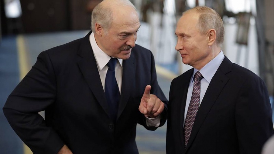 Tổng thống Nga-Belarus điện đàm hạ nhiệt căng thẳng giữa hai đồng minh